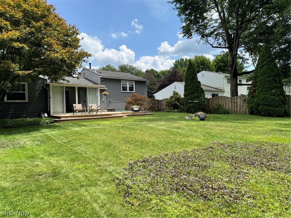 7763 Raglan Drive NE Warren OH 44484