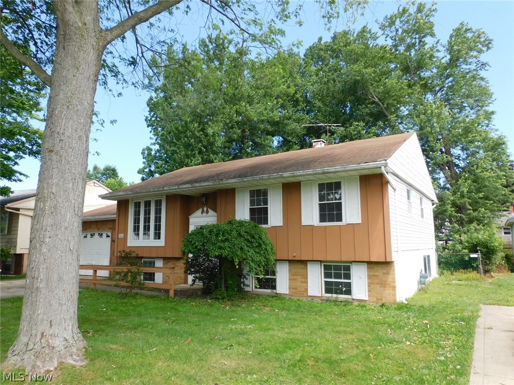 1361 E 28th Street Ashtabula OH 44004