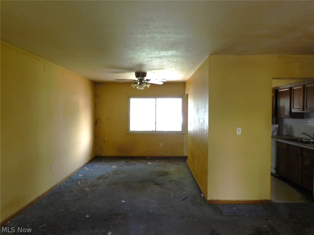 1361 E 28th Street Ashtabula OH 44004