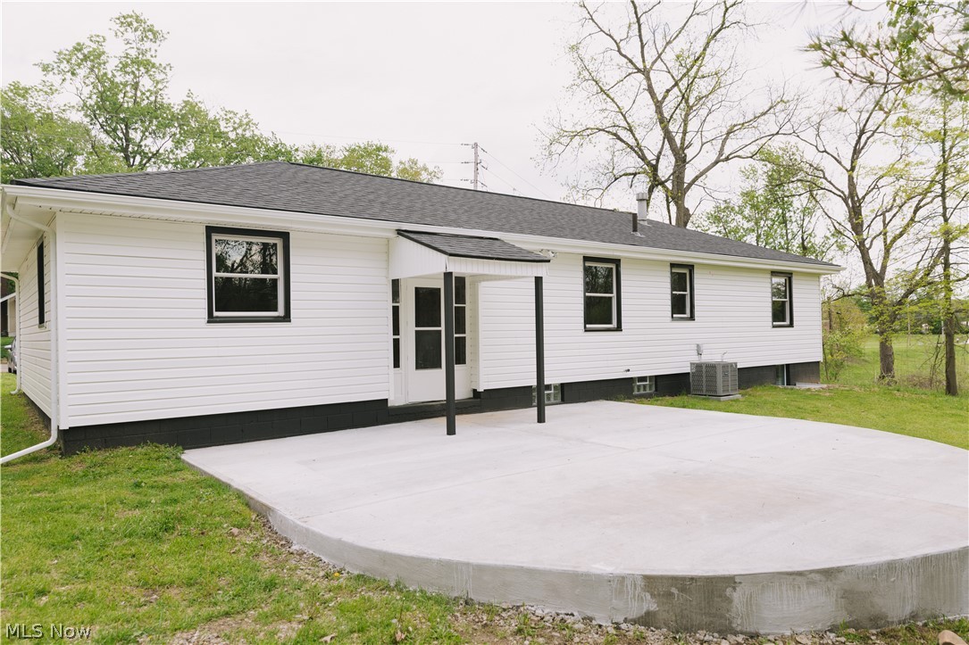 967 S Canal Street Canal Fulton OH 44614
