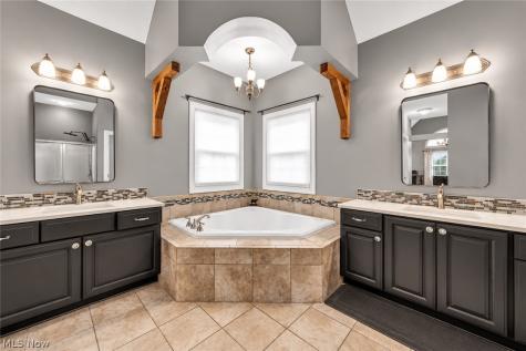 17400 Creekside Street Lagrange OH 44050