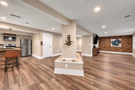 17400 Creekside Street Lagrange OH 44050