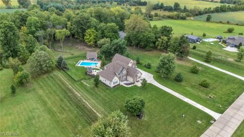 17400 Creekside Street Lagrange OH 44050