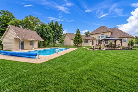 17400 Creekside Street Lagrange OH 44050