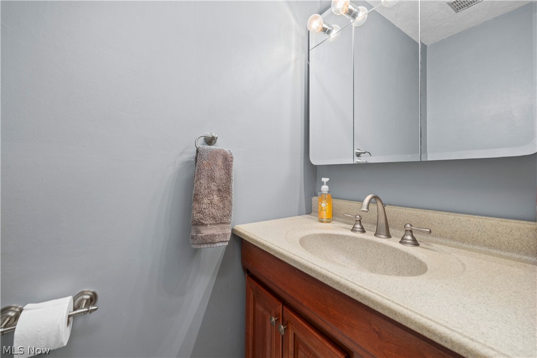 2180 Claus Road Vermilion OH 44089