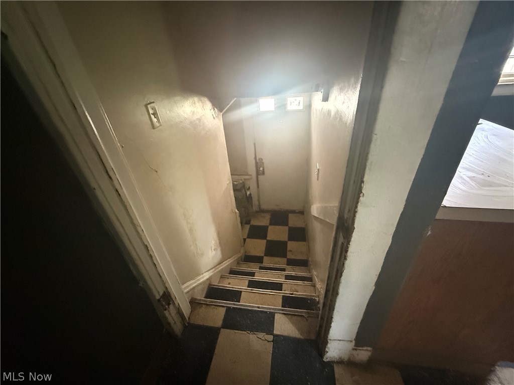 663 E 115th Street Cleveland OH 44108