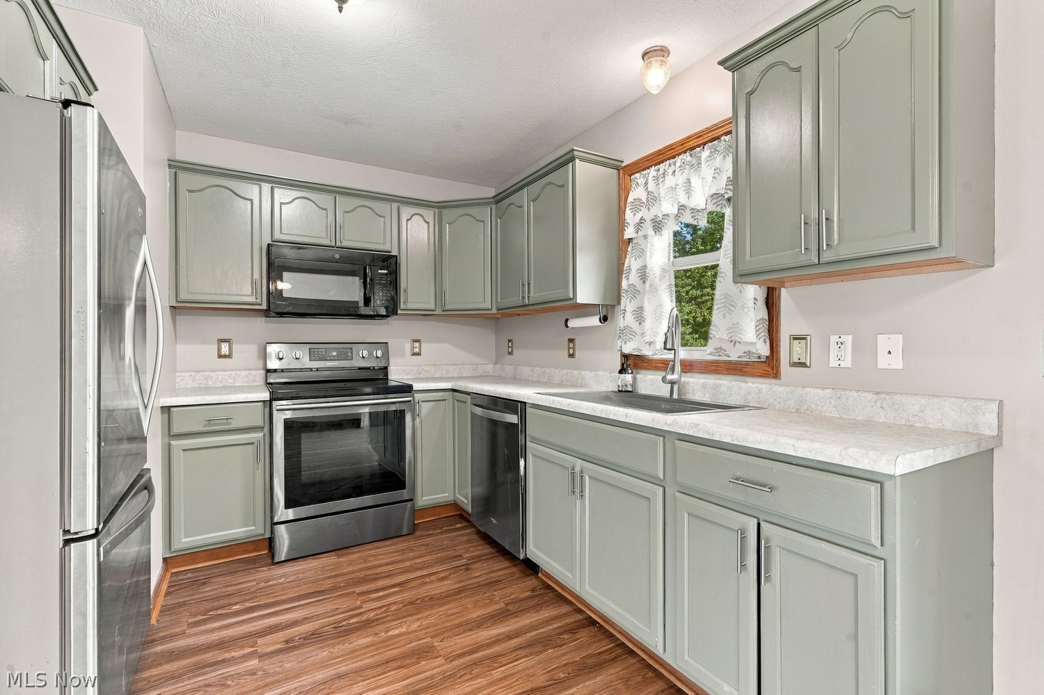 1456 Overlook Avenue SW Massillon OH 44647