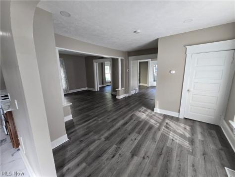 708 N Bever Street Wooster OH 44691