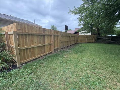 110 Habant Drive Amherst OH 44001