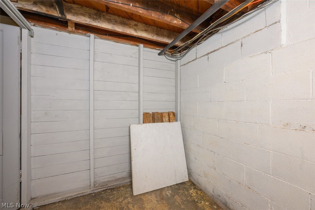 300 W 22nd Street Dover OH 44622