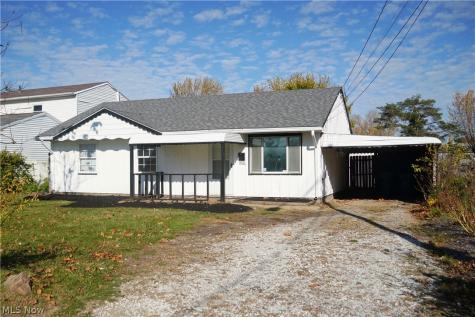 1926 W 21st Street Lorain OH 44052