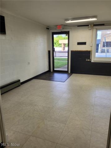 120 N Main Street Creston OH 44217
