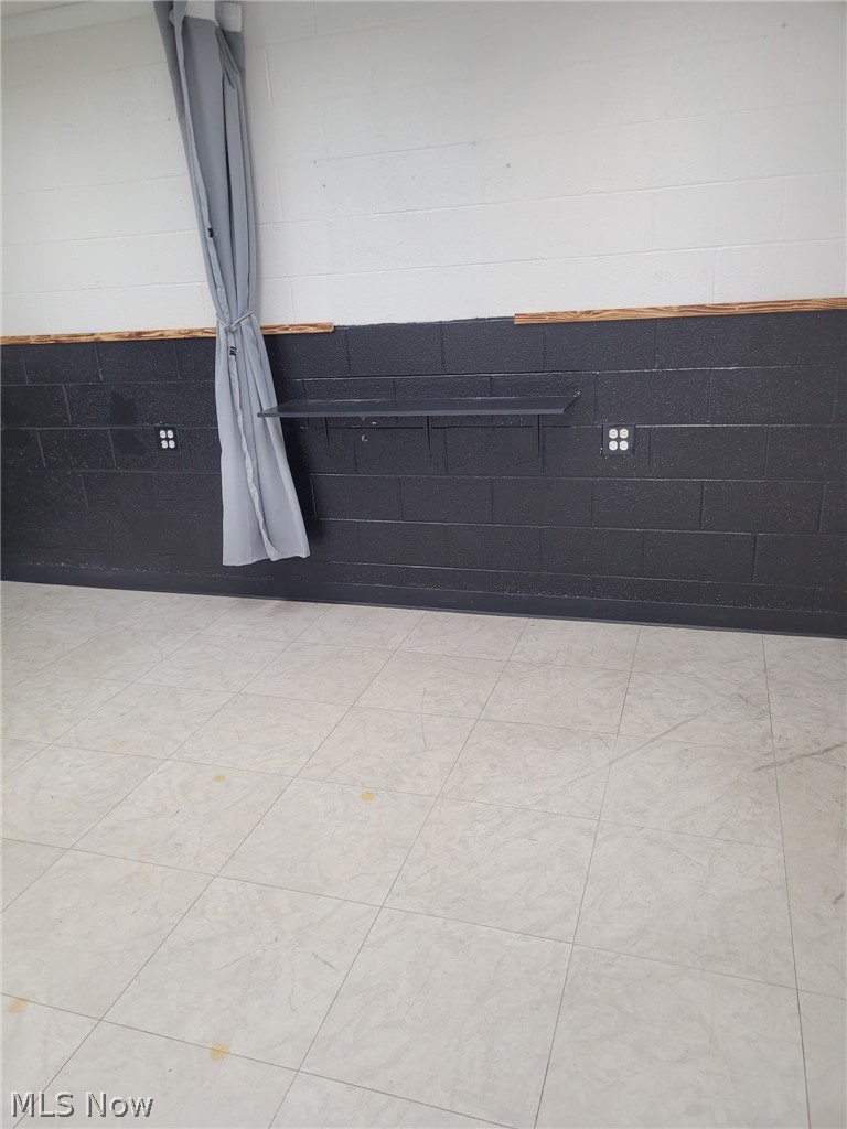 120 N Main Street Creston OH 44217