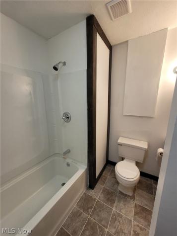 120 N Main Street Creston OH 44217