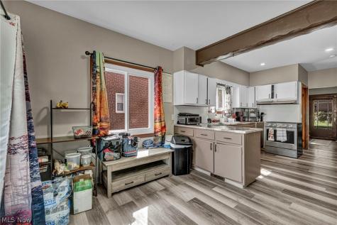 3255 W 115th Street Cleveland OH 44111