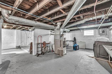 3255 W 115th Street Cleveland OH 44111