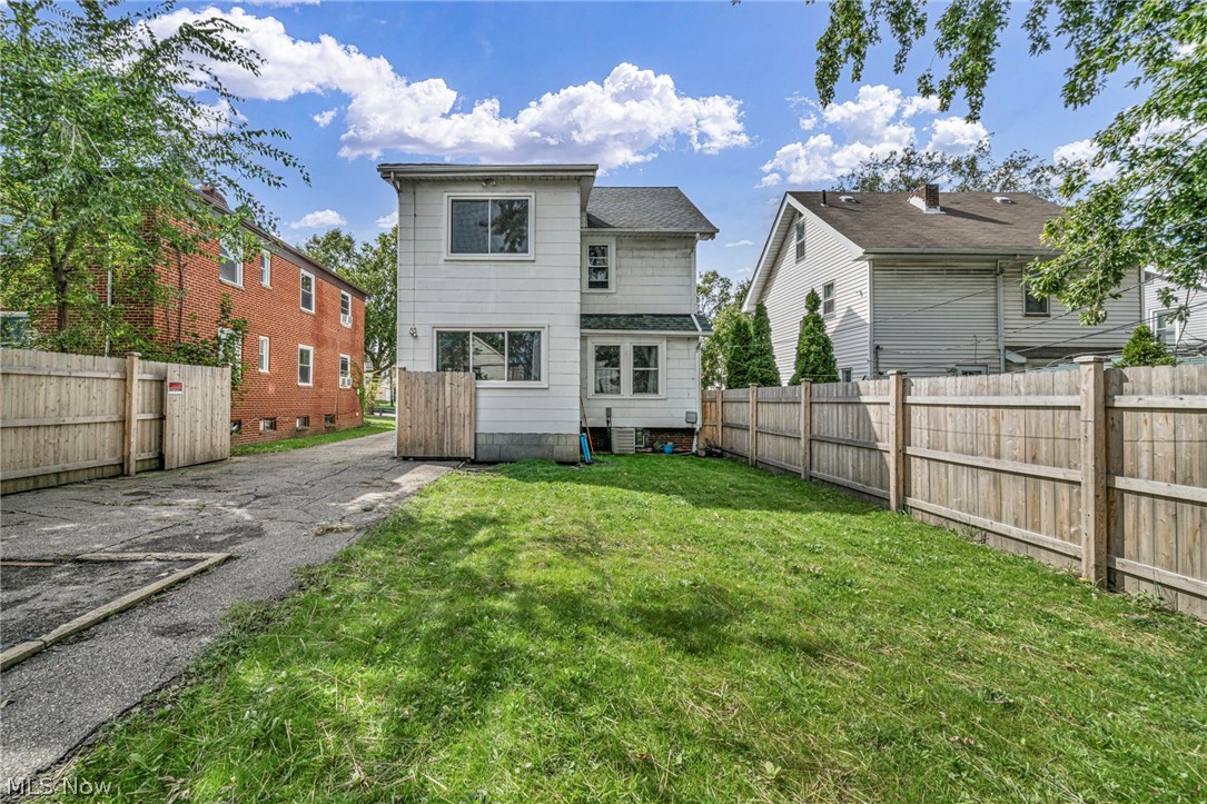 3255 W 115th Street Cleveland OH 44111