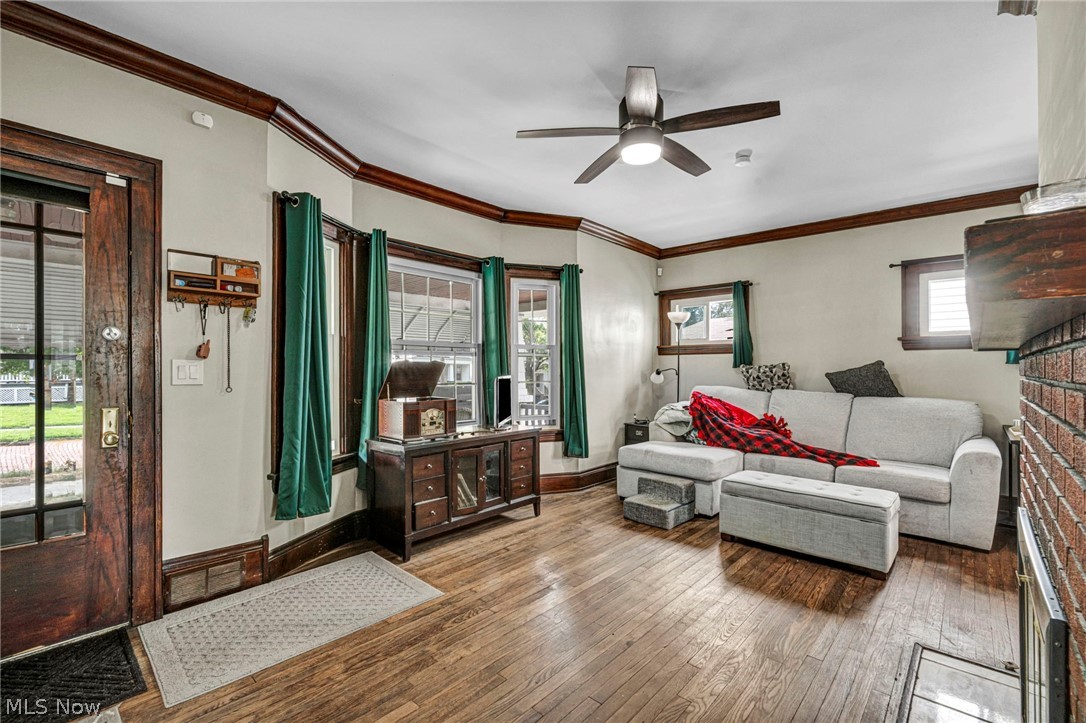 3255 W 115th Street Cleveland OH 44111