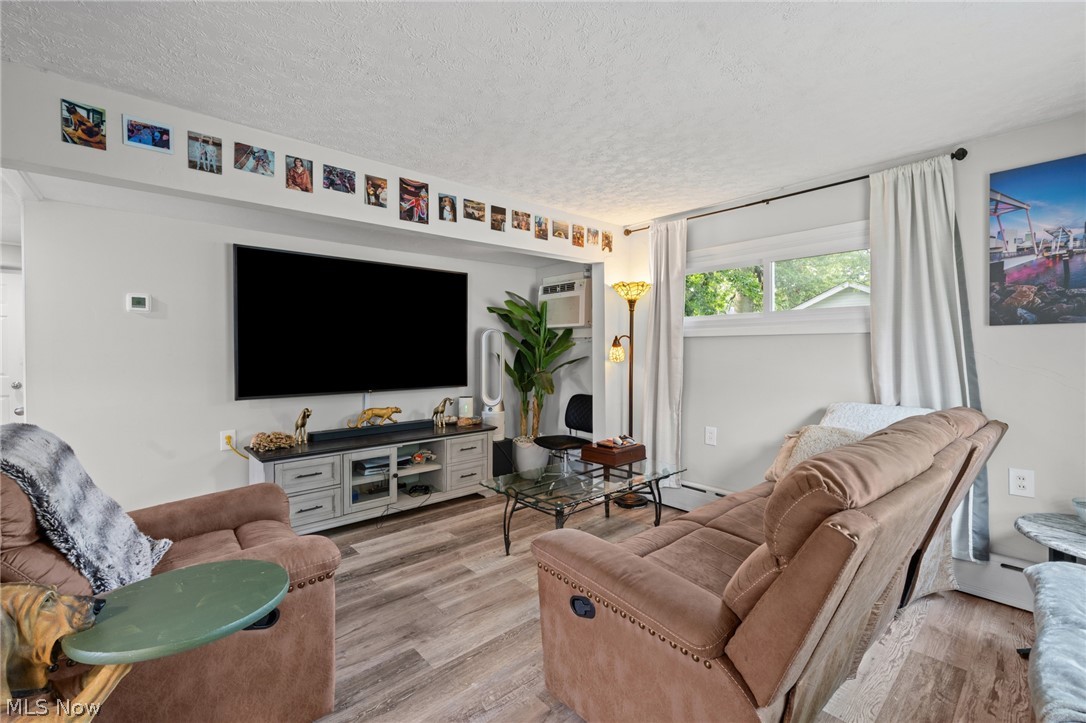 169 Lear Road Avon Lake OH 44012