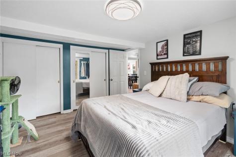 169 Lear Road Avon Lake OH 44012