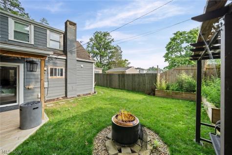 169 Lear Road Avon Lake OH 44012