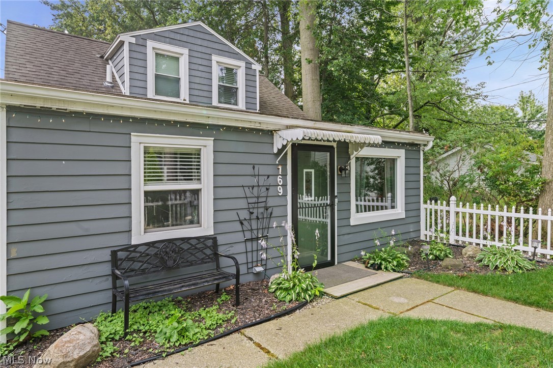 169 Lear Road Avon Lake OH 44012