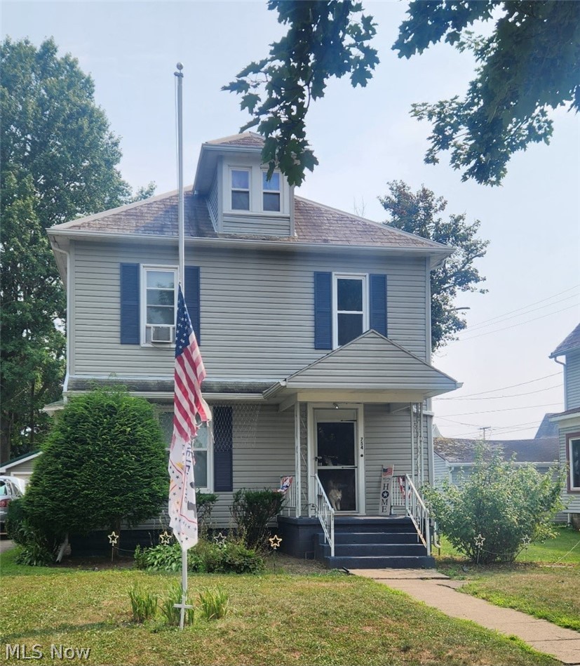 754 NW Ray Avenue New Philadelphia OH 44663