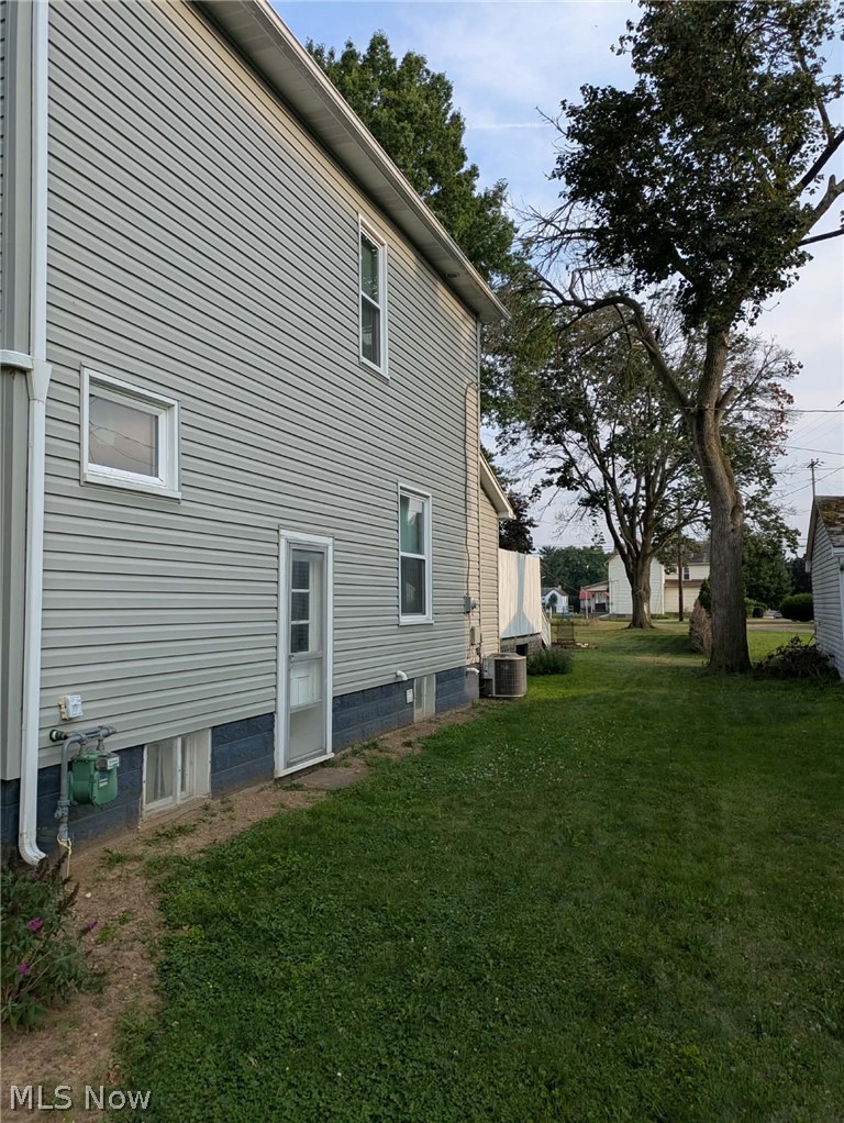 754 NW Ray Avenue New Philadelphia OH 44663