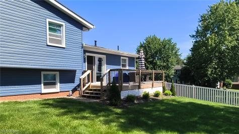 13299 Carnation Avenue NW Hartville OH 44632