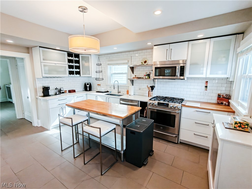 17410 E Park Drive Cleveland OH 44119