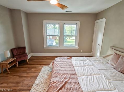 17410 E Park Drive Cleveland OH 44119