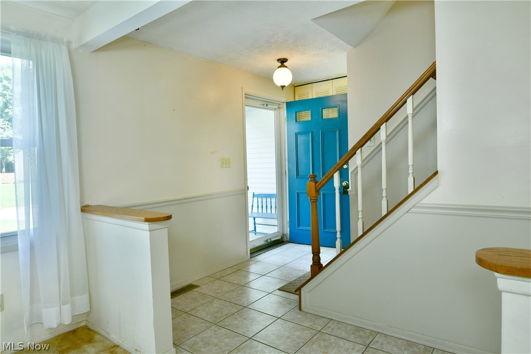 7706 Raglan Drive NE Warren OH 44484