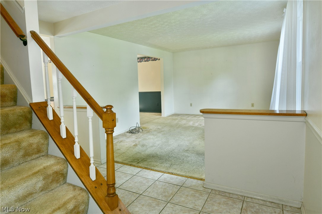7706 Raglan Drive NE Warren OH 44484