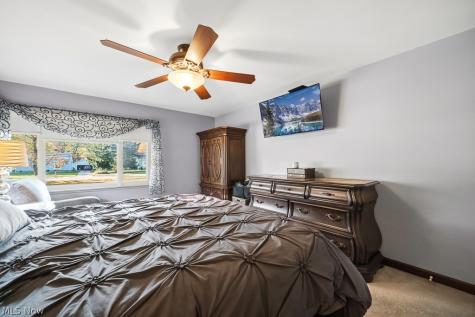 6239 Crossview Road Seven Hills OH 44131