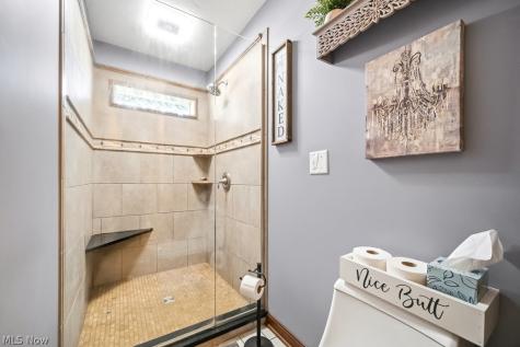 6239 Crossview Road Seven Hills OH 44131