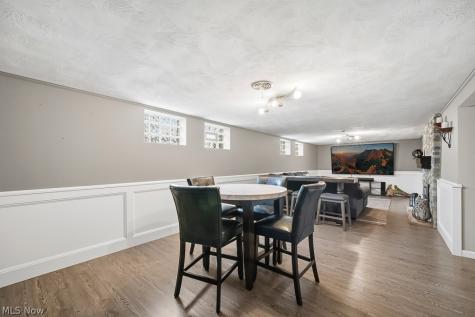 6239 Crossview Road Seven Hills OH 44131