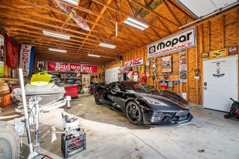 6239 Crossview Road Seven Hills OH 44131