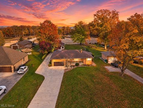 6239 Crossview Road Seven Hills OH 44131