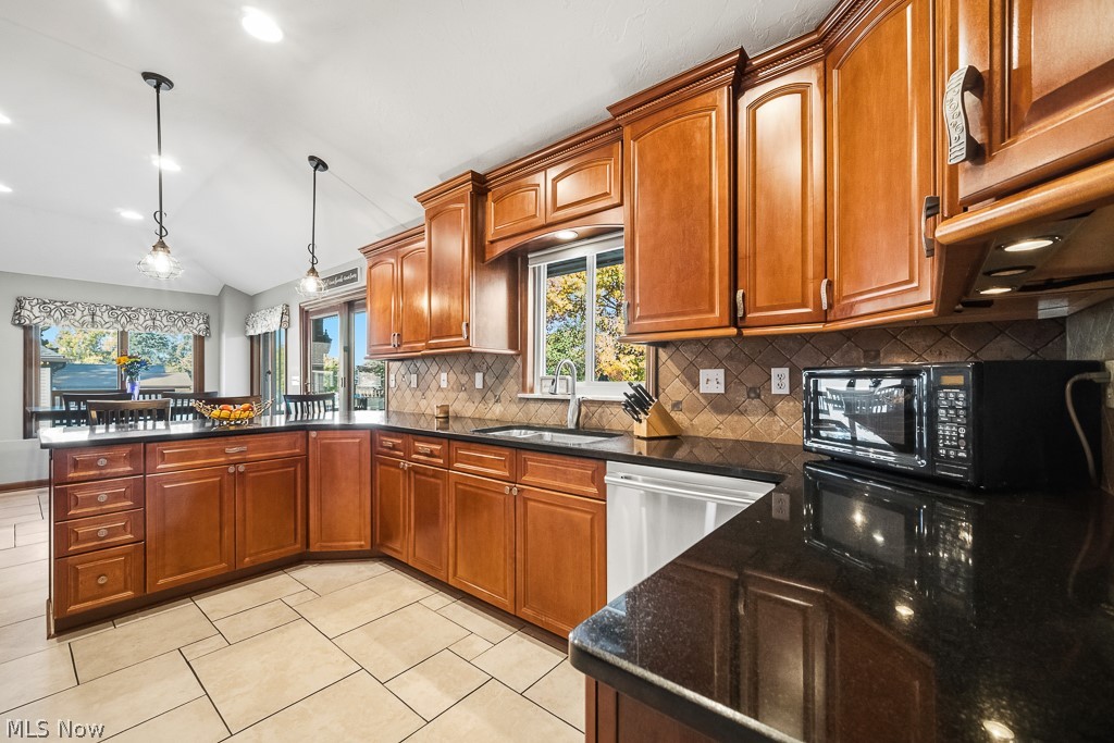 6239 Crossview Road Seven Hills OH 44131