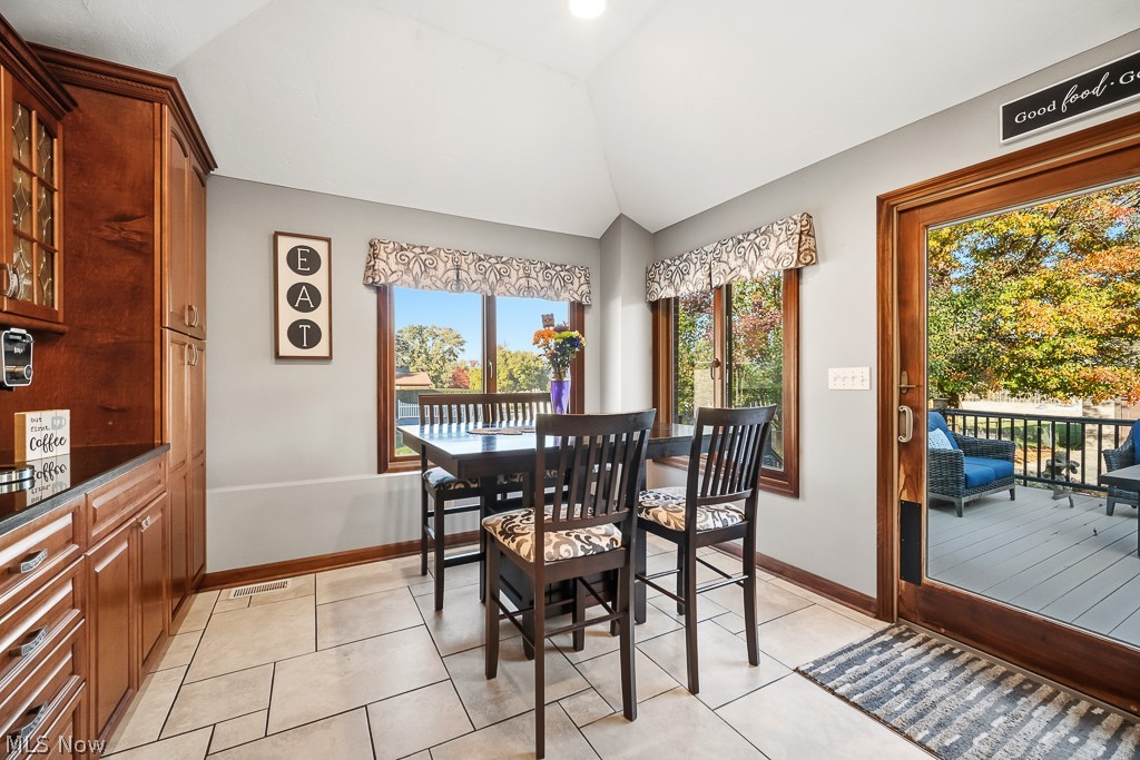 6239 Crossview Road Seven Hills OH 44131