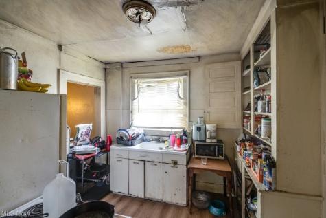 1131 Victory Street Akron OH 44301