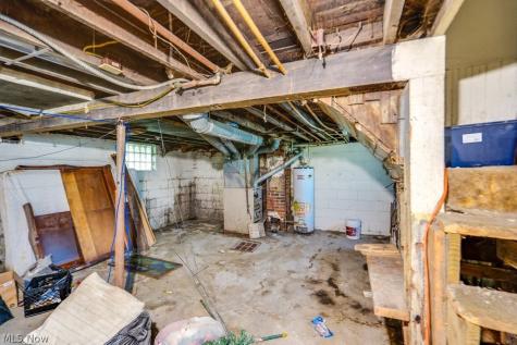 1131 Victory Street Akron OH 44301