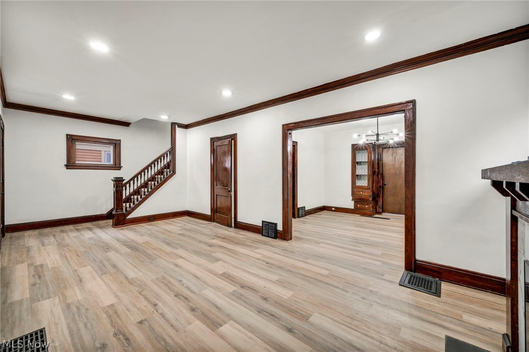 13910 Bartlett Avenue Cleveland OH 44120