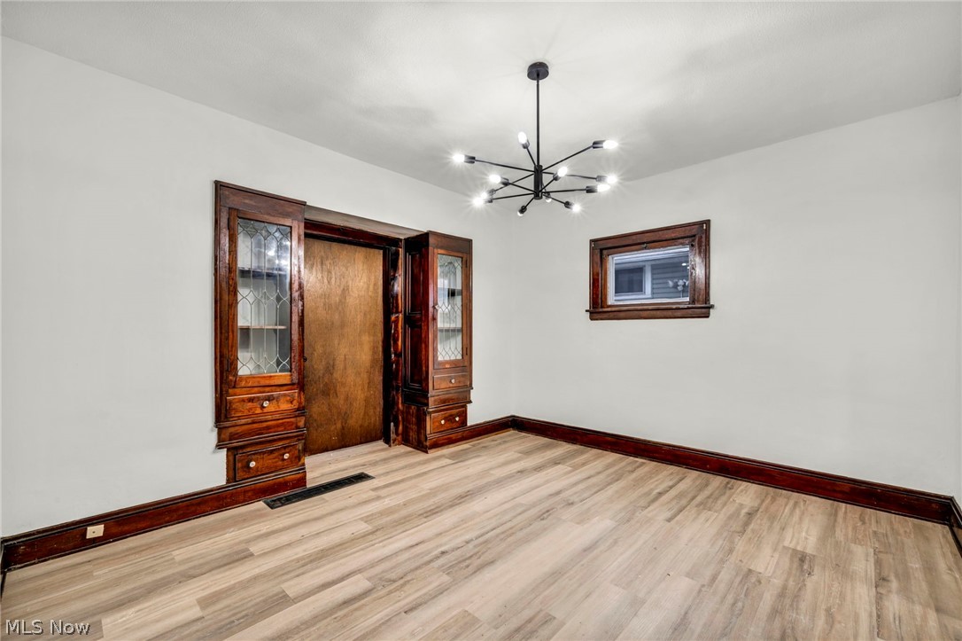 13910 Bartlett Avenue Cleveland OH 44120