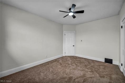 13910 Bartlett Avenue Cleveland OH 44120
