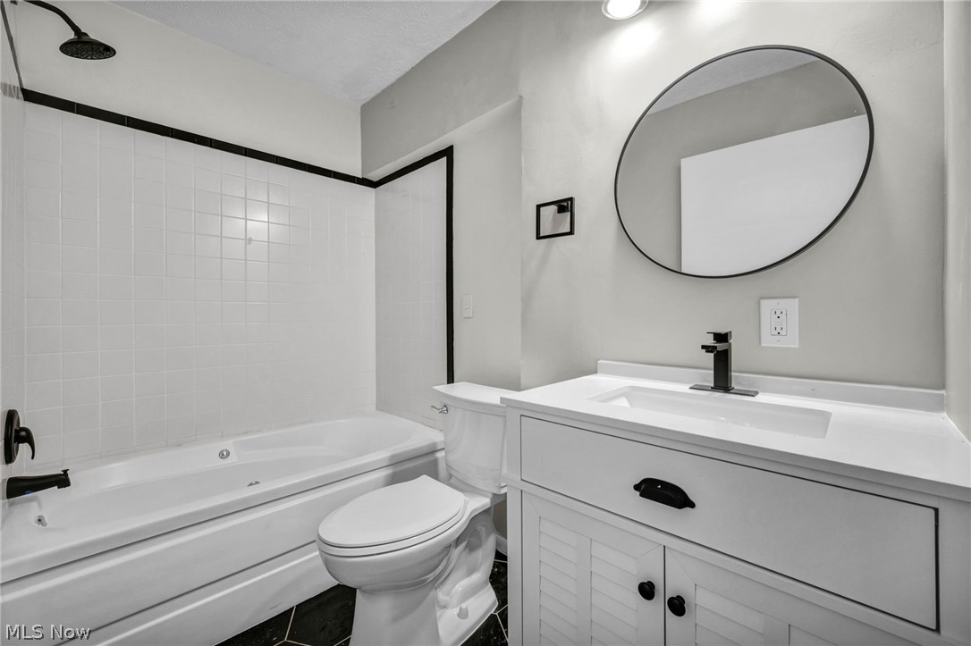13910 Bartlett Avenue Cleveland OH 44120