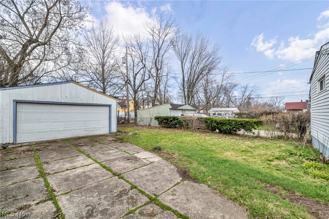 13910 Bartlett Avenue Cleveland OH 44120