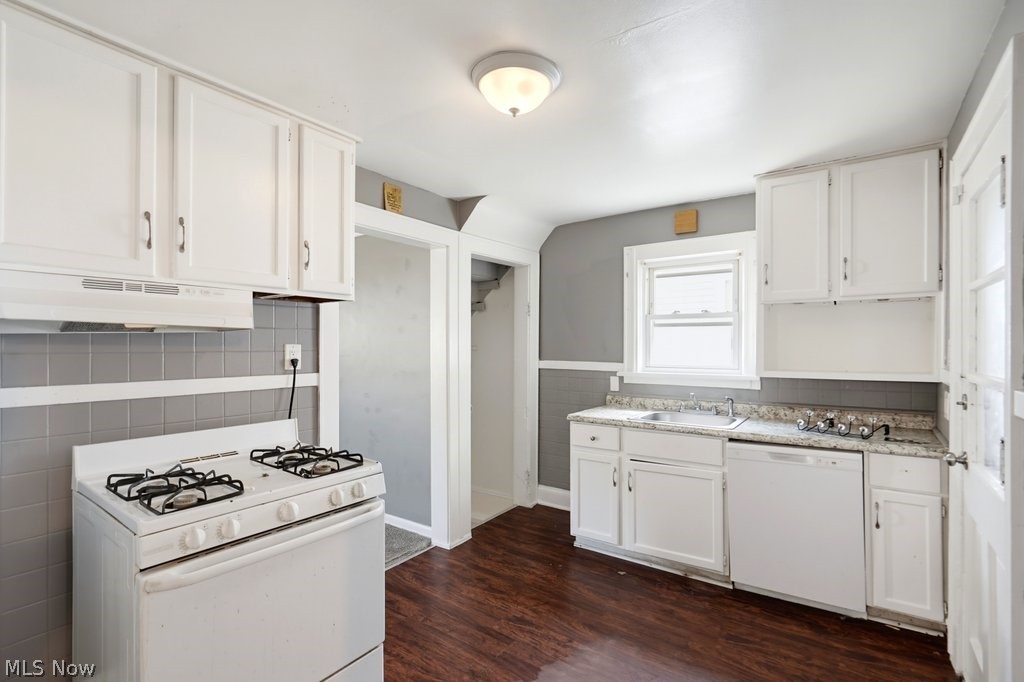20740 Tracy Avenue Euclid OH 44123
