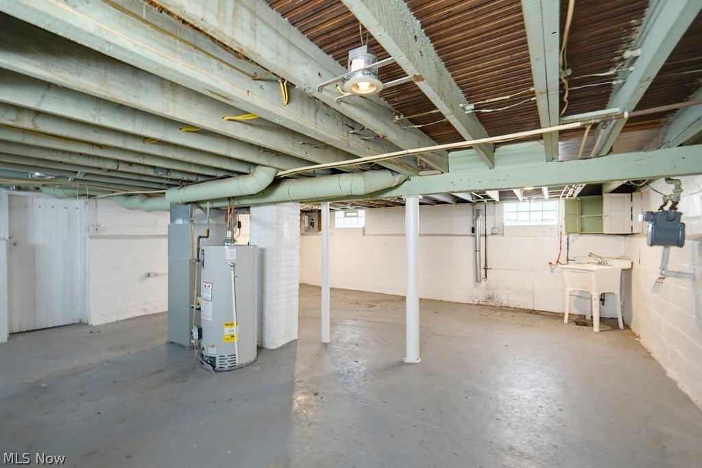 20740 Tracy Avenue Euclid OH 44123
