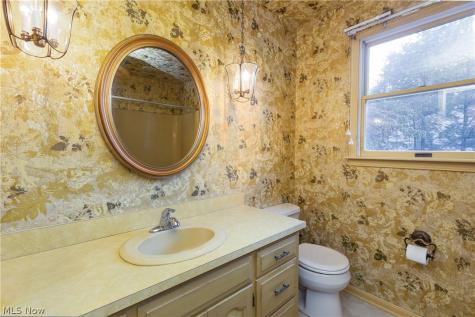 729 Millstone Lane NE Massillon OH 44646